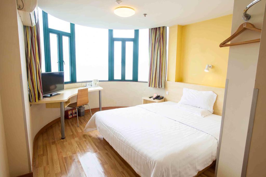 7Days Inn Changsha Xiangjiazhong Road Kaifu Temple Rom bilde